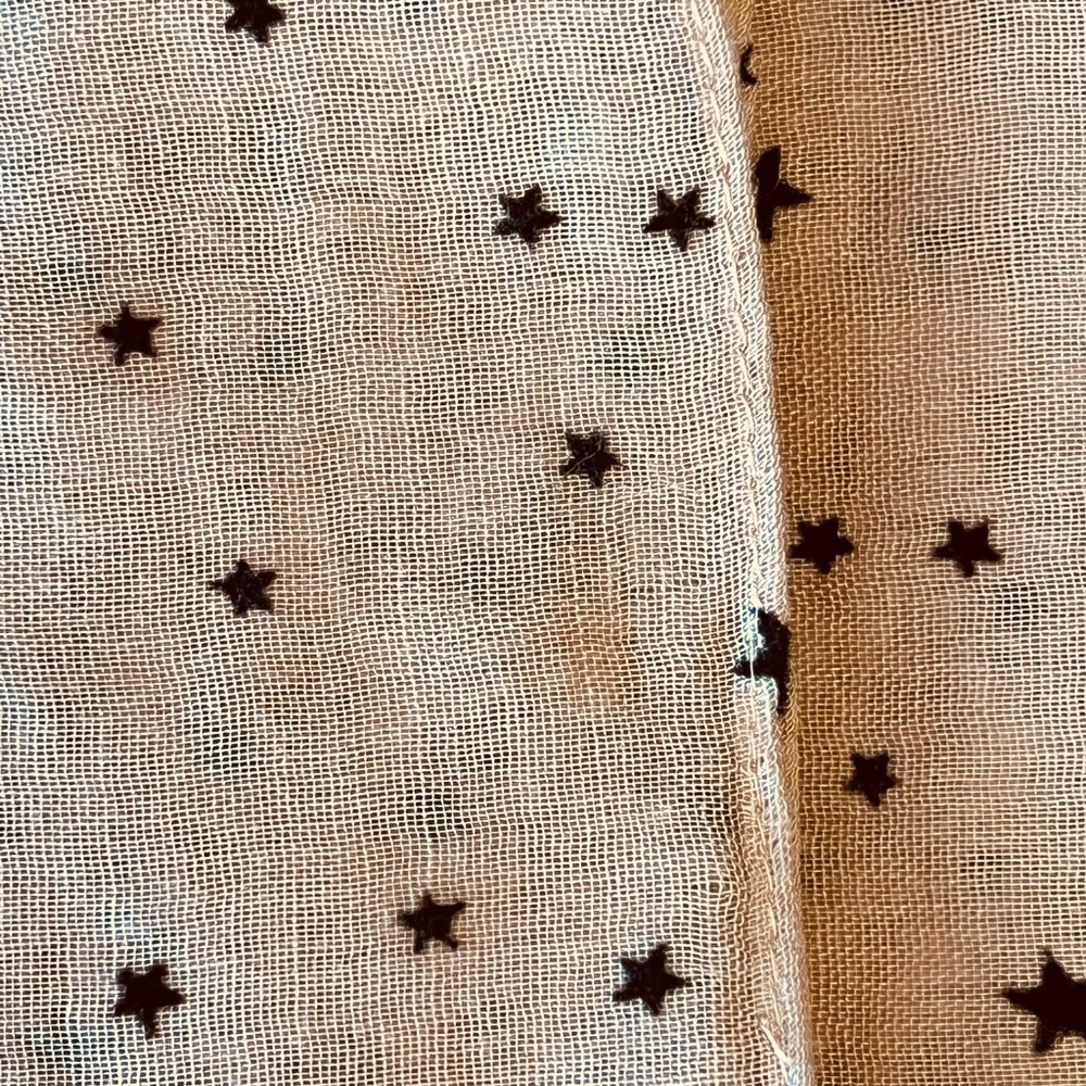 Over-sized Scarf - Picture 3 of 3